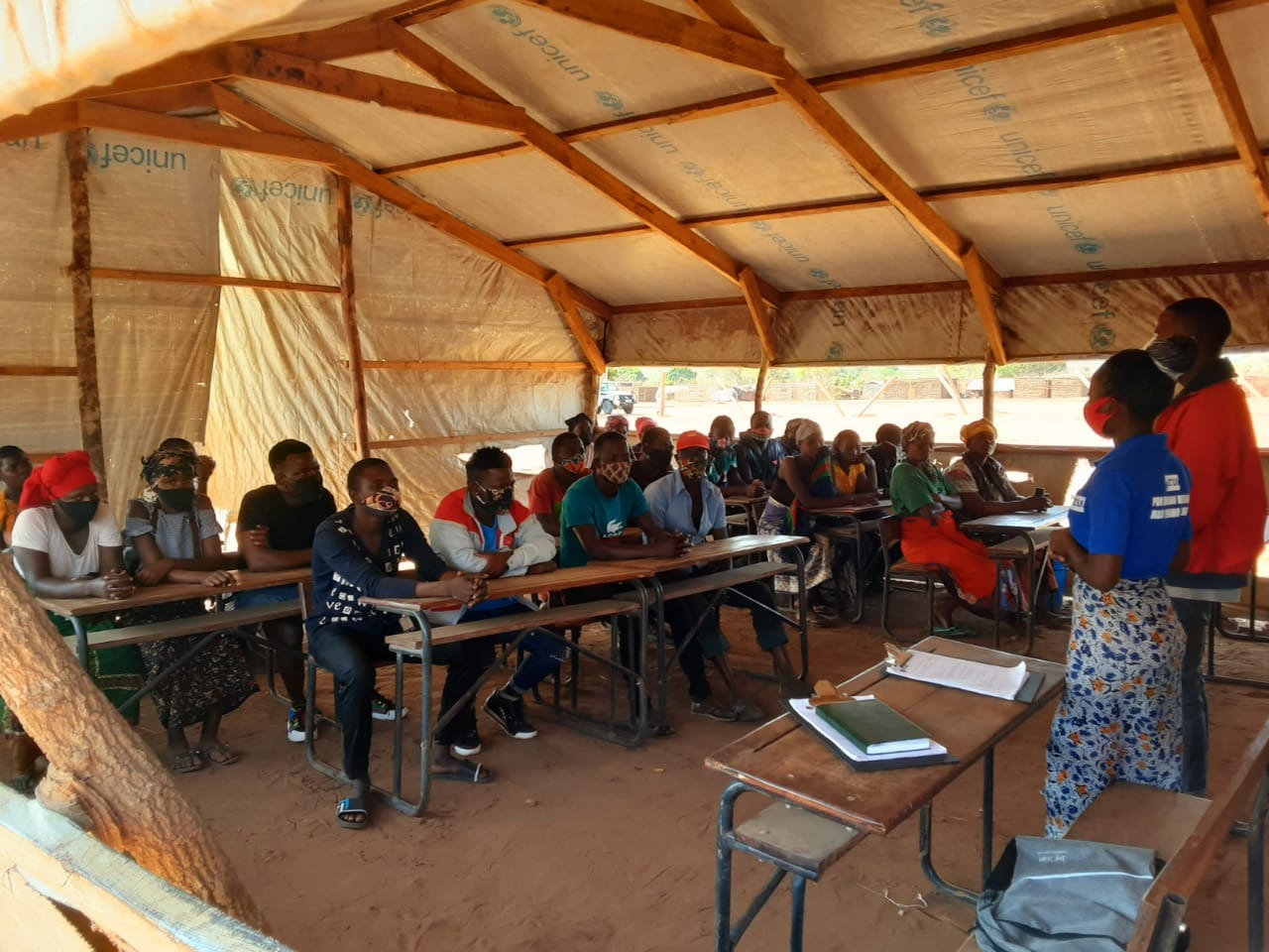 Apresentação à Comunidade 4